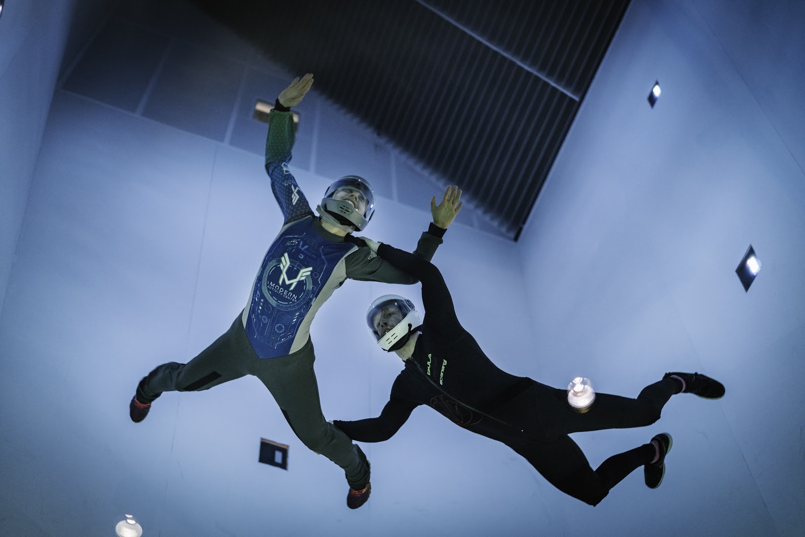 FlyTribe Indoor Skydiving – Activity, Oslo