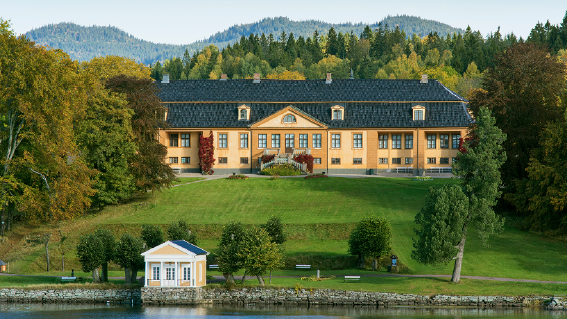 Bogstadvannet & Bogstad Manor – Outdoors, Oslo