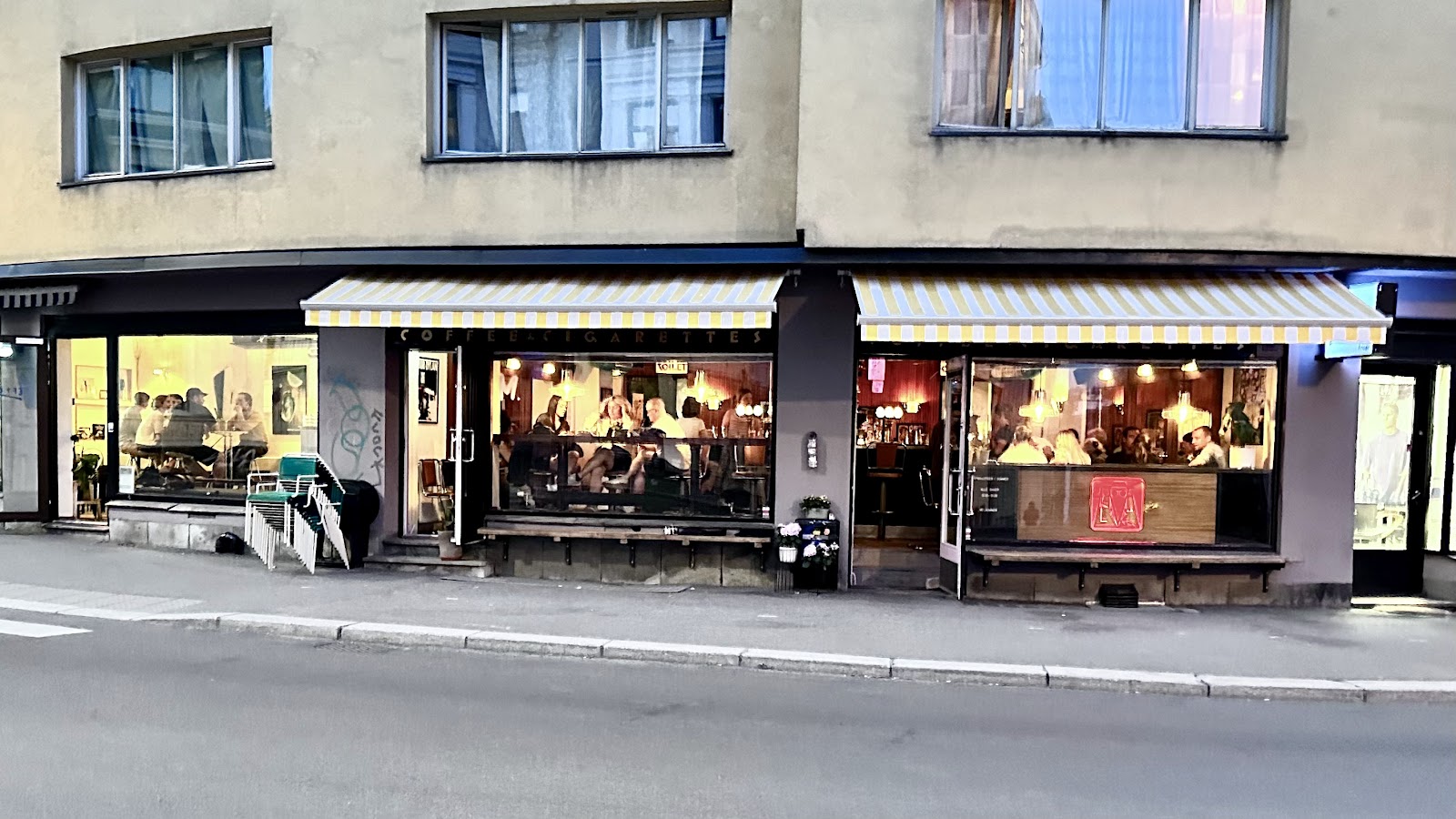 Coffee & Cigarettes – Bar, Oslo
